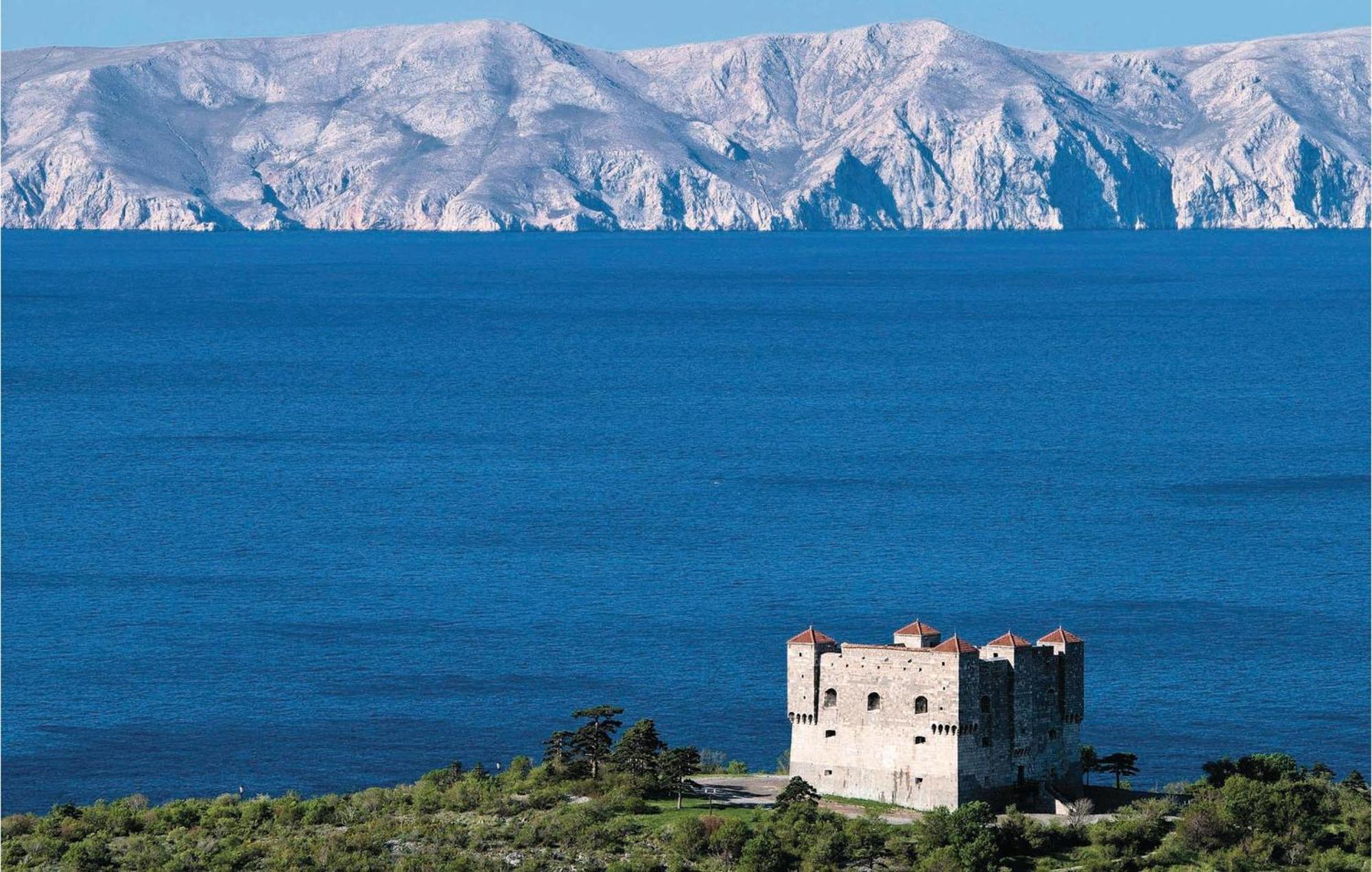 1 Bedroom Nice Apartment In Senj Senj  Luaran gambar